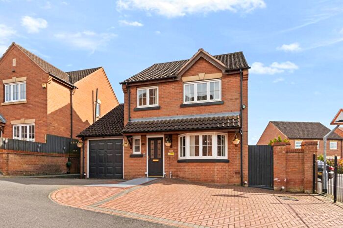 3 Bedroom Detached House For Sale In Willoughby Chase, Gainsborough, Lincolnshire, DN21