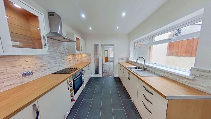 3 Bedroom Semi-Detached House To Rent In Pleasant View, Ynysybwl, CF37