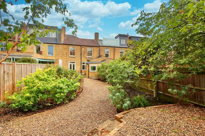 2 Bedroom Maisonette To Rent In Ormeley Road, London, SW12