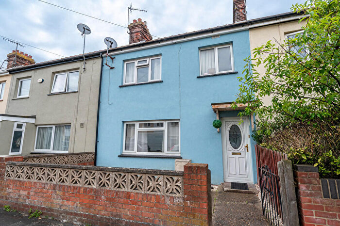 3 Bedroom Terraced House For Sale In Tacon Road, Felixstowe, IP11