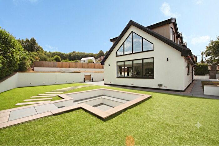 4 Bedroom Detached Bungalow For Sale In High Street, Newbridge, NP11