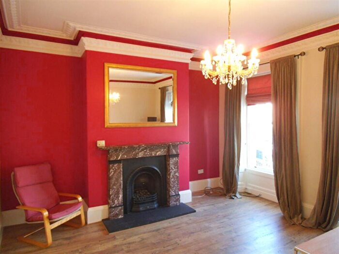 2 Bedroom Apartment To Rent In St Thomas Crescent, City Centre, NE1