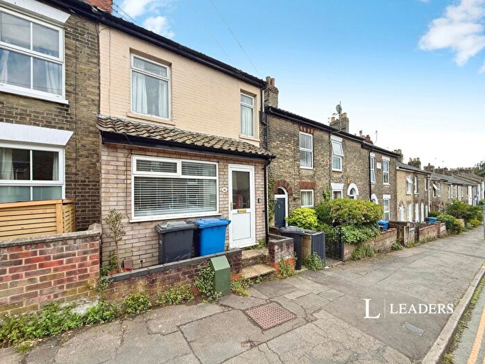 3 Bedroom Terraced House For Sale In Newmarket Street, Norwich, NR2