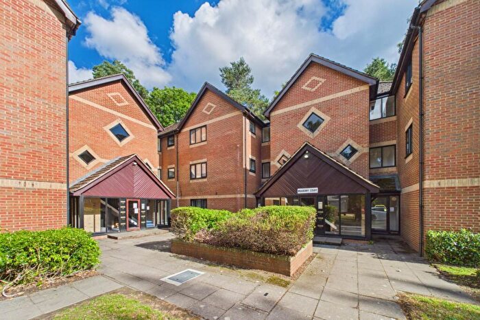1 Bedroom Flat For Sale In Wayland Close, Bracknell, Berkshire, RG12