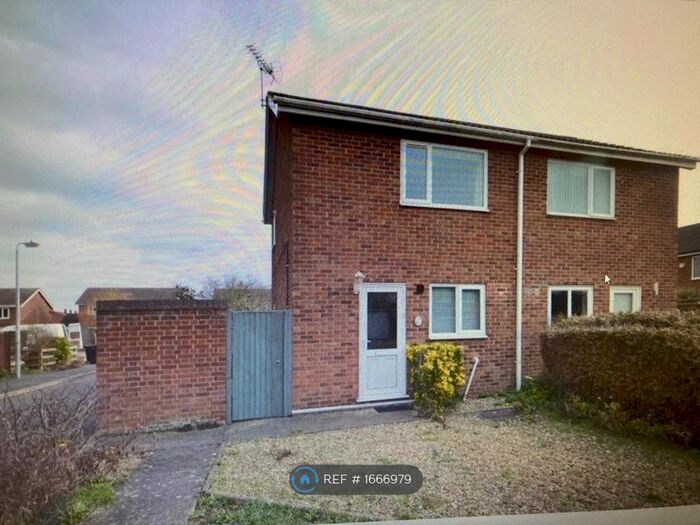 2 Bedroom Semi-Detached House To Rent In Ash Place, Stamford, Lincs, PE9