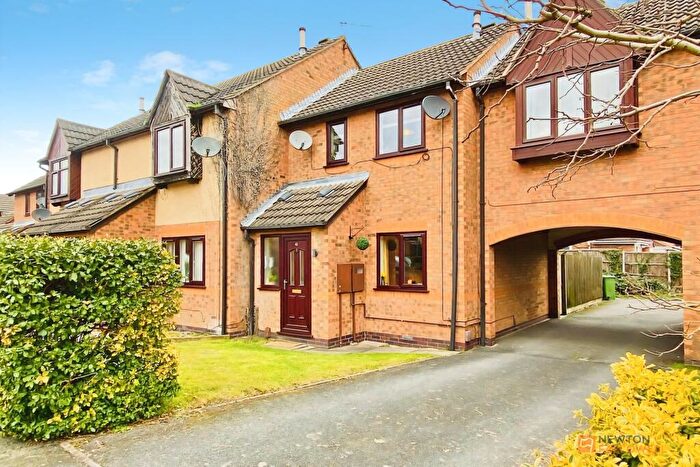 2 Bedroom Town House For Sale In St Columba Way, Syston, LE7