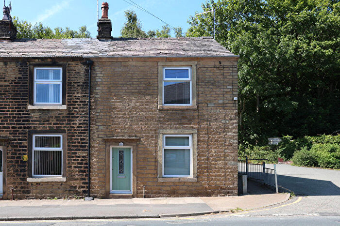2 Bedroom End Of Terrace House For Sale In Huddersfield Road, Newhey, OL16
