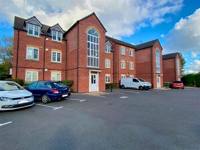 2 Bedroom Flat To Rent In Bentley Lane, Willenhall, WV12