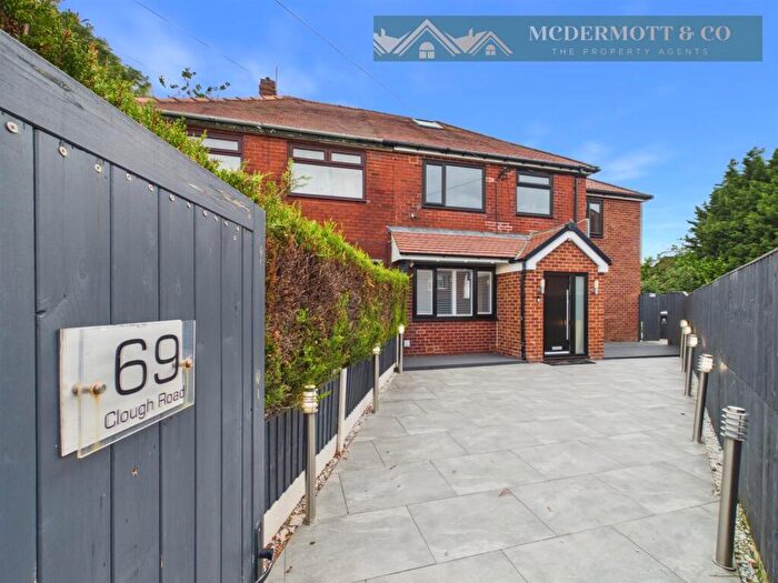 3 Bedroom Semi Detached House For Sale In Clough Road, Failsworth, Manchester, M35