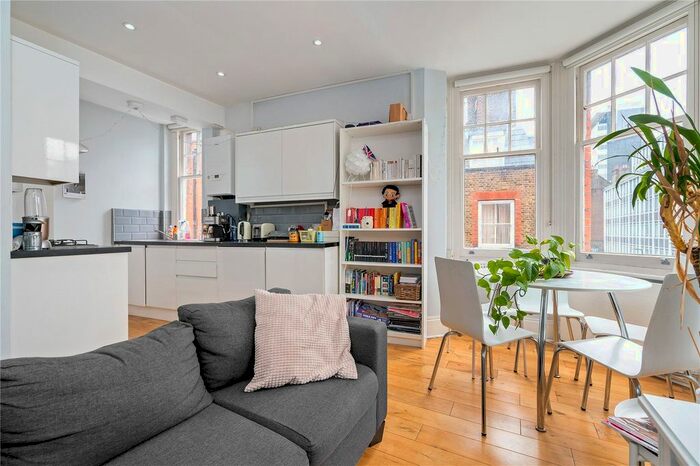 2 Bedroom Flat To Rent In Princeton Street, Bloomsbury, London, WC1R