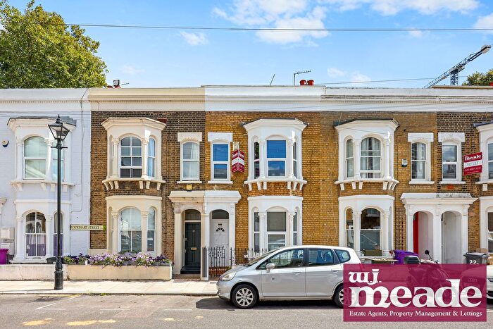 4 Bedroom Terraced House To Rent In Lockhart Street, London, E3