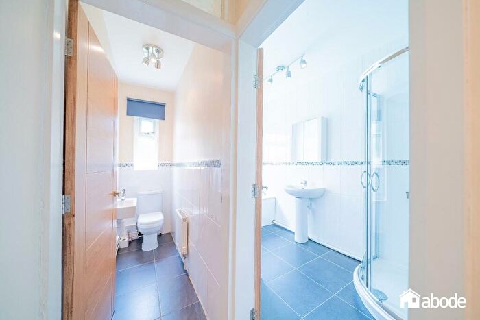 2 Bedroom Flat For Sale In Queens Drive, Wavertree, Liverpool, L15