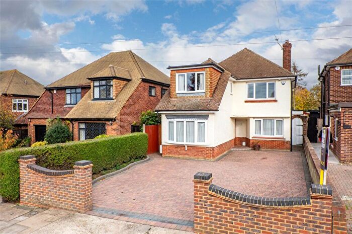 4 Bedroom Detached House For Sale In Windsor Road, Gravesend, Kent, DA12