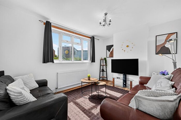 2 Bedroom Semi Detached House To Rent In Bestwood Street, Surrey Quays, SE8