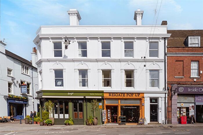 2 Bedroom Flat For Sale In Church Street, Reigate, RH2