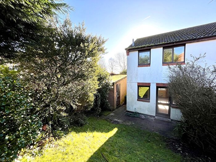2 Bedroom End Of Terrace House For Sale In Hunting Gate Drive, Chessington, Surrey., KT9