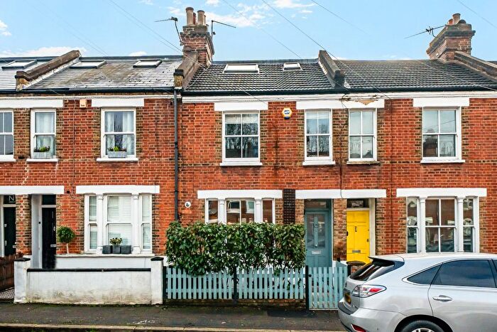 2 Bedroom Terraced House For Sale In Hambro Road, Streatham, London, SW16