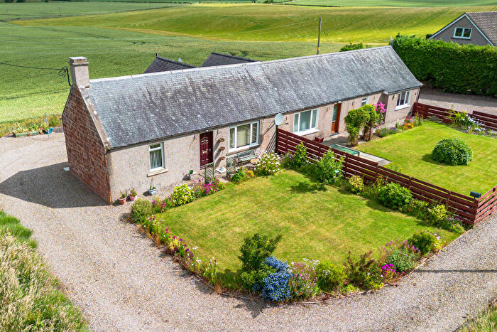 3 Bedroom Semi-Detached Bungalow For Sale In Bonnyton Cottages, Montrose, DD10
