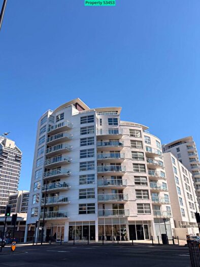 2 Bedroom Flat To Rent In Blackwall Way, London, E14