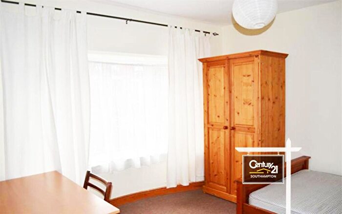 4 Bedroom Terraced House To Rent In |Ref: |, Berkeley Road, Southampton, SO15