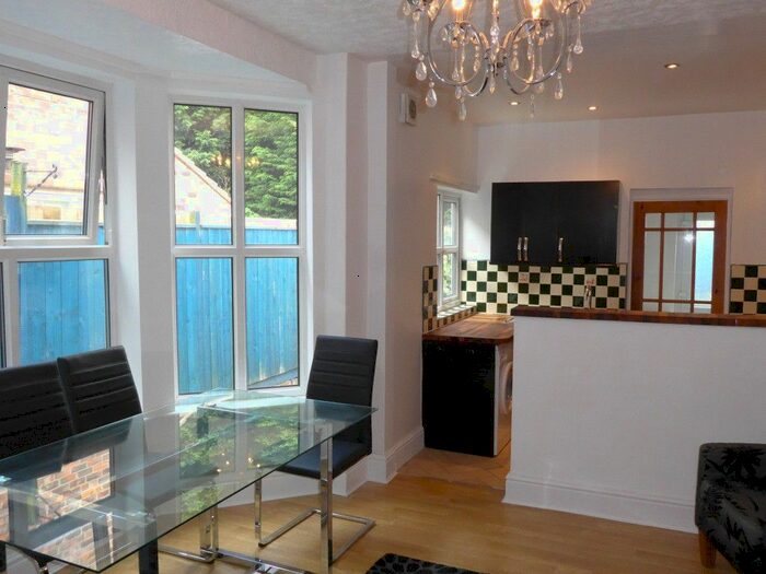 3 Bedroom Terraced House To Rent In Kings Bench Street, Hull, HU3