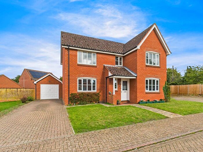 4 Bedroom Detached House For Sale In Stradsett Close, Downham Market, PE38