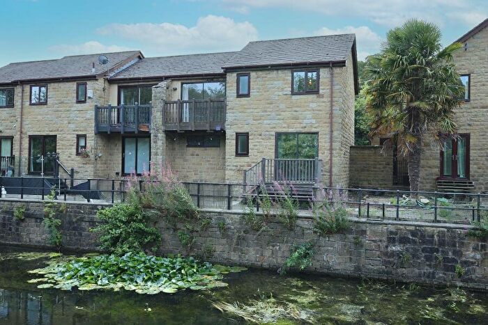 3 Bedroom End Of Terrace House For Sale In Airedale Wharf, Rodley, Leeds, West Yorkshire, LS13