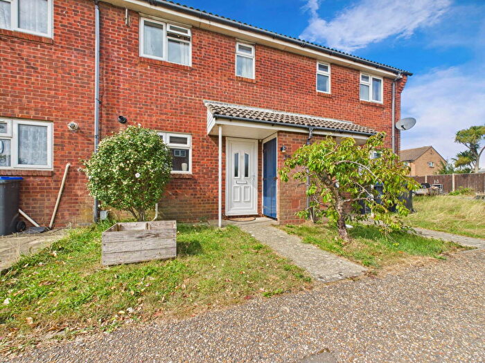 2 Bedroom Terraced House For Sale In Wenceling Cottages, Lancing, BN15