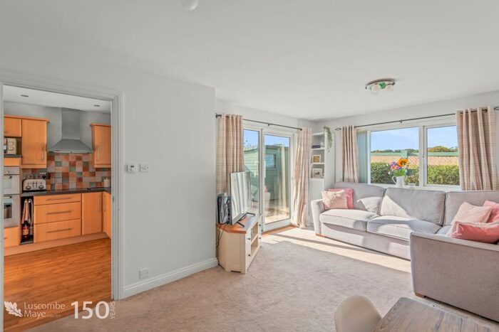 3 Bedroom Bungalow For Sale In Town Park, West Alvington, Kingsbridge, TQ7