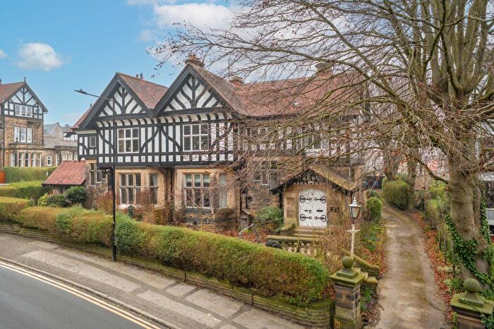 2 Bedroom Apartment For Sale In Springfield Avenue, Harrogate, HG1