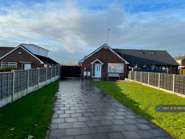2 Bedroom Bungalow To Rent In Ashford Avenue, Worsley, M28
