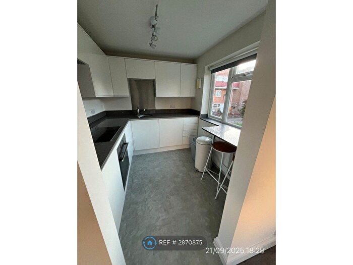 1 Bedroom Flat To Rent In Higher Huxham, Exeter, EX1