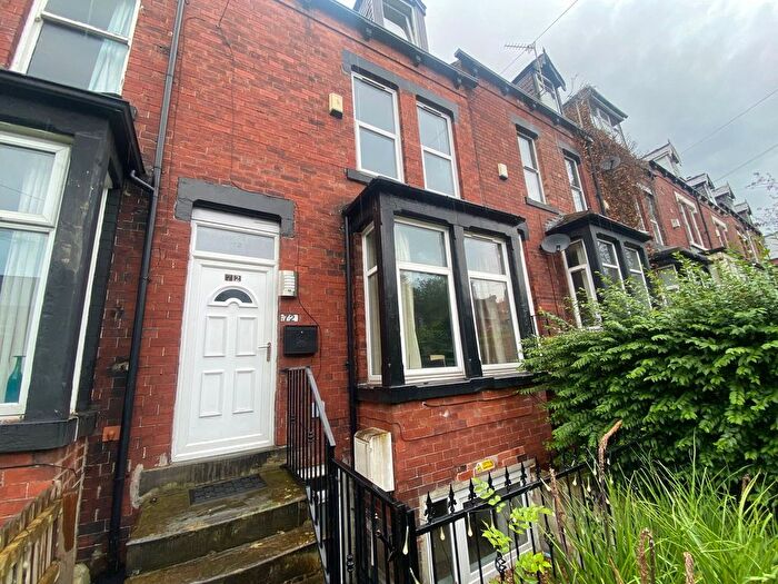 6 Bedroom Property To Rent In Chapel Lane, Headingley, Leeds, LS6