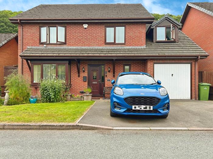 4 Bedroom Detached House For Sale In Jackets Close, Knighton, LD7