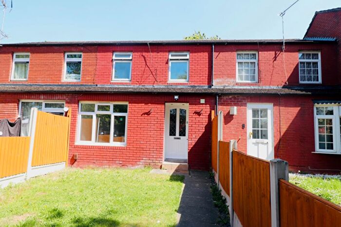 4 Bedroom House To Rent In Clayburn Circle, Basildon, SS14