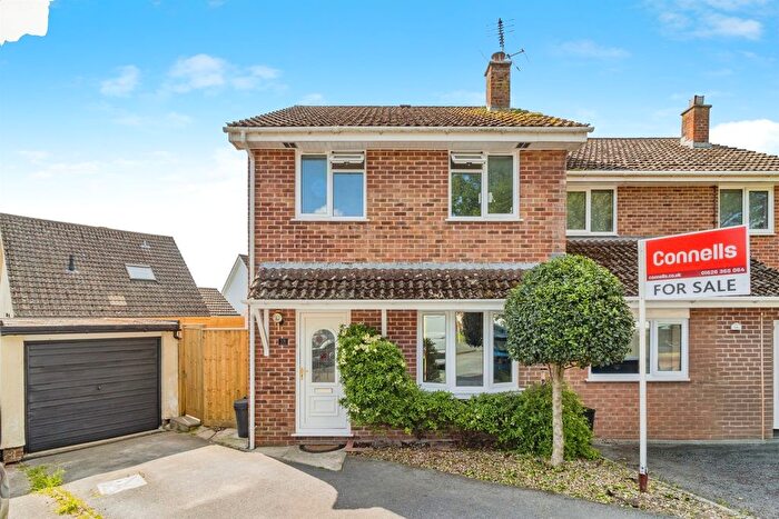 3 Bedroom Semi-Detached House For Sale In Kiln Road, Bovey Tracey, Newton Abbot, TQ13