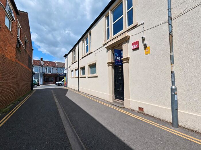 1 Bedroom Flat To Rent In Fawcett Road, Southsea, PO4