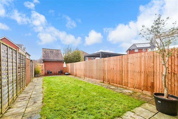4 Bedroom Terraced House For Sale In Grayrigg Road, Crawley, West Sussex, RH10