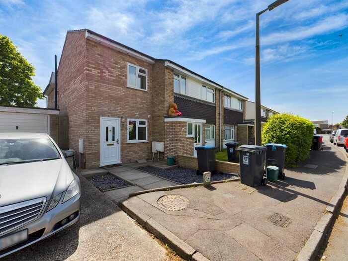 2 Bedroom Property To Rent In Crawley Drive, Hemel Hempstead, Unfurnished, Available Now, HP2