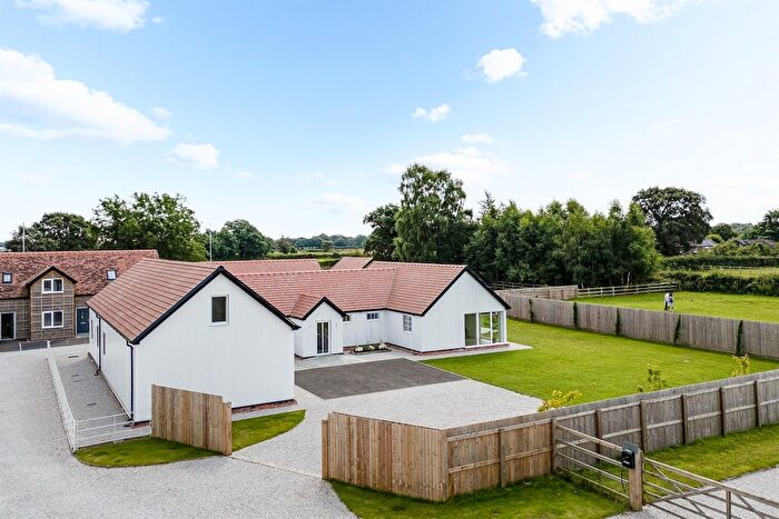4 Bedroom Detached House For Sale In Sandy Brow Close, Tarporley Road, Cotebrook, CW6