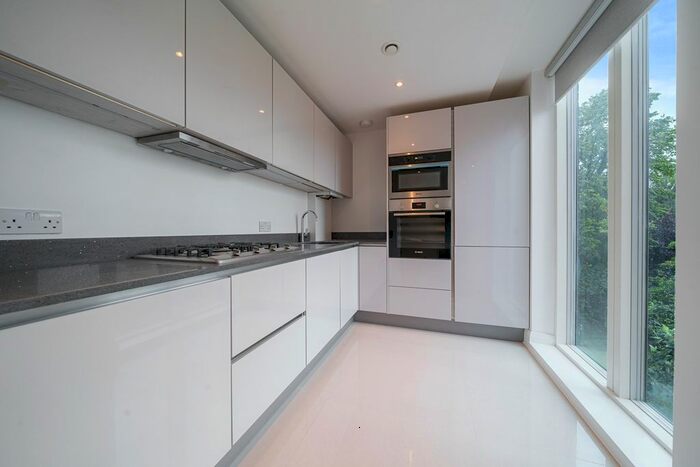 2 Bedroom Flat To Rent In Cranbrook Road, Wimbledon, London, SW19