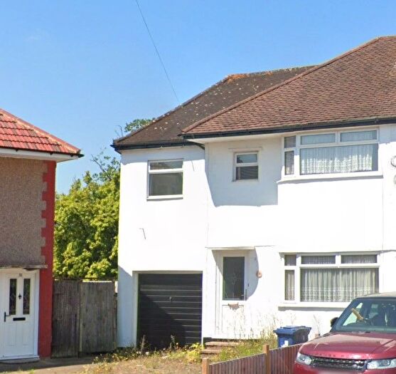 1 Bedroom Flat To Rent In Girton Close, Northolt, UB5