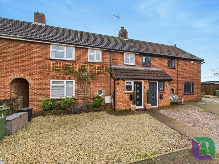 3 Bedroom Terraced House For Sale In Bellway, Woburn Sands, MK17