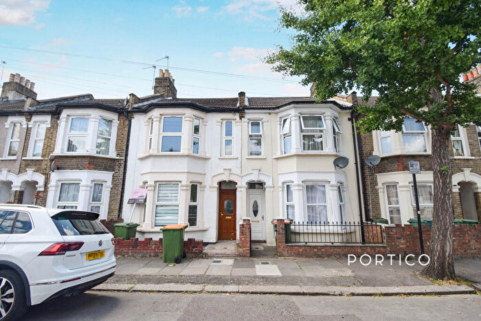 3 Bedroom Terraced House To Rent In Harcourt Road, E15