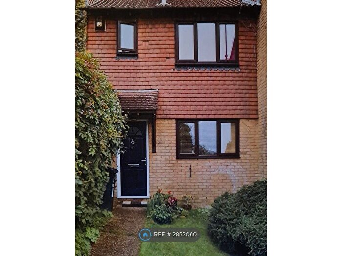 3 Bedroom Terraced House To Rent In Tollwood Park, Crowborough, TN6