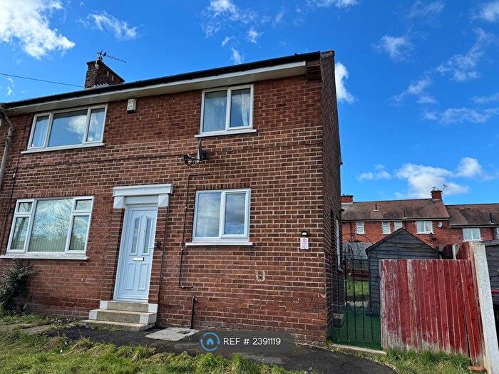 3 Bedroom Semi-Detached House To Rent In Roughwood Road, Rotherham, S61