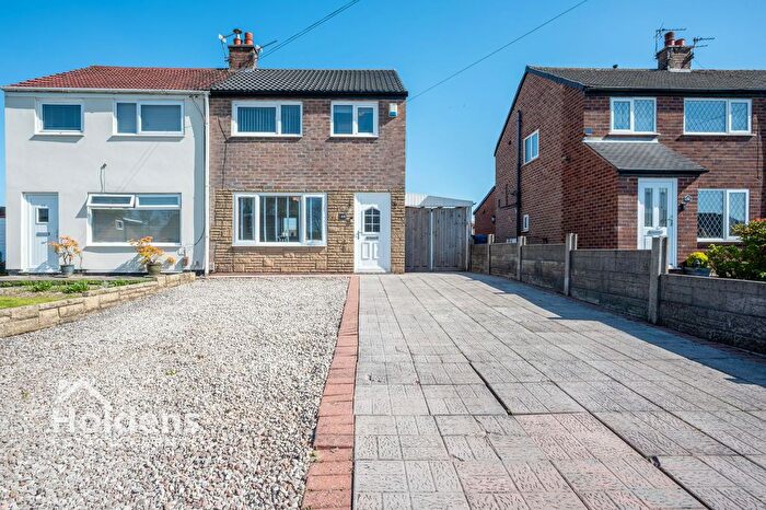 3 Bedroom Semi Detached House For Sale In Old Hall Drive, Bamber Bridge, PR5