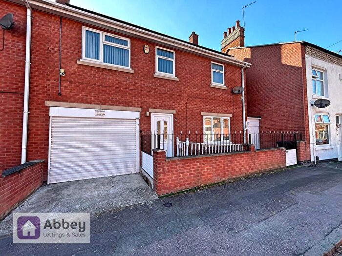5 Bedroom Terraced House To Rent In Newington Street, Leicester, LE4