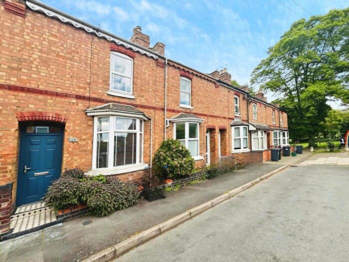 2 Bedroom Terraced House For Sale In Shrubland Street, Leamington Spa, CV31