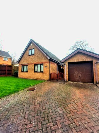 3 Bedroom Detached Bungalow To Rent In Tremains Court, Bridgend, CF31